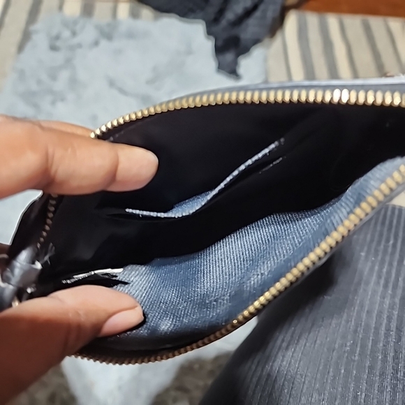 Coach Jes Corner Zip Wristlet With Horse And Carriage - Picture 4 of 4